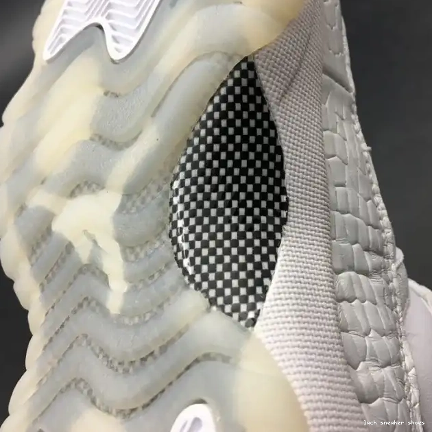 Rep LUCY Jordan 897331-100 White 11 Air Heiress Frost Low 0415